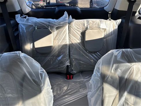 New 2026 Ford Explorer Active image 26