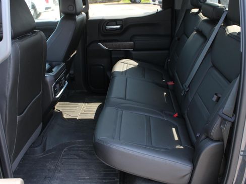 Used 2019 GMC Sierra 1500 Denali w/ Driver Alert Package II AWD/4WD image 17