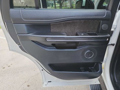 Used 2020 Ford Expedition Limited AWD/4WD image 29