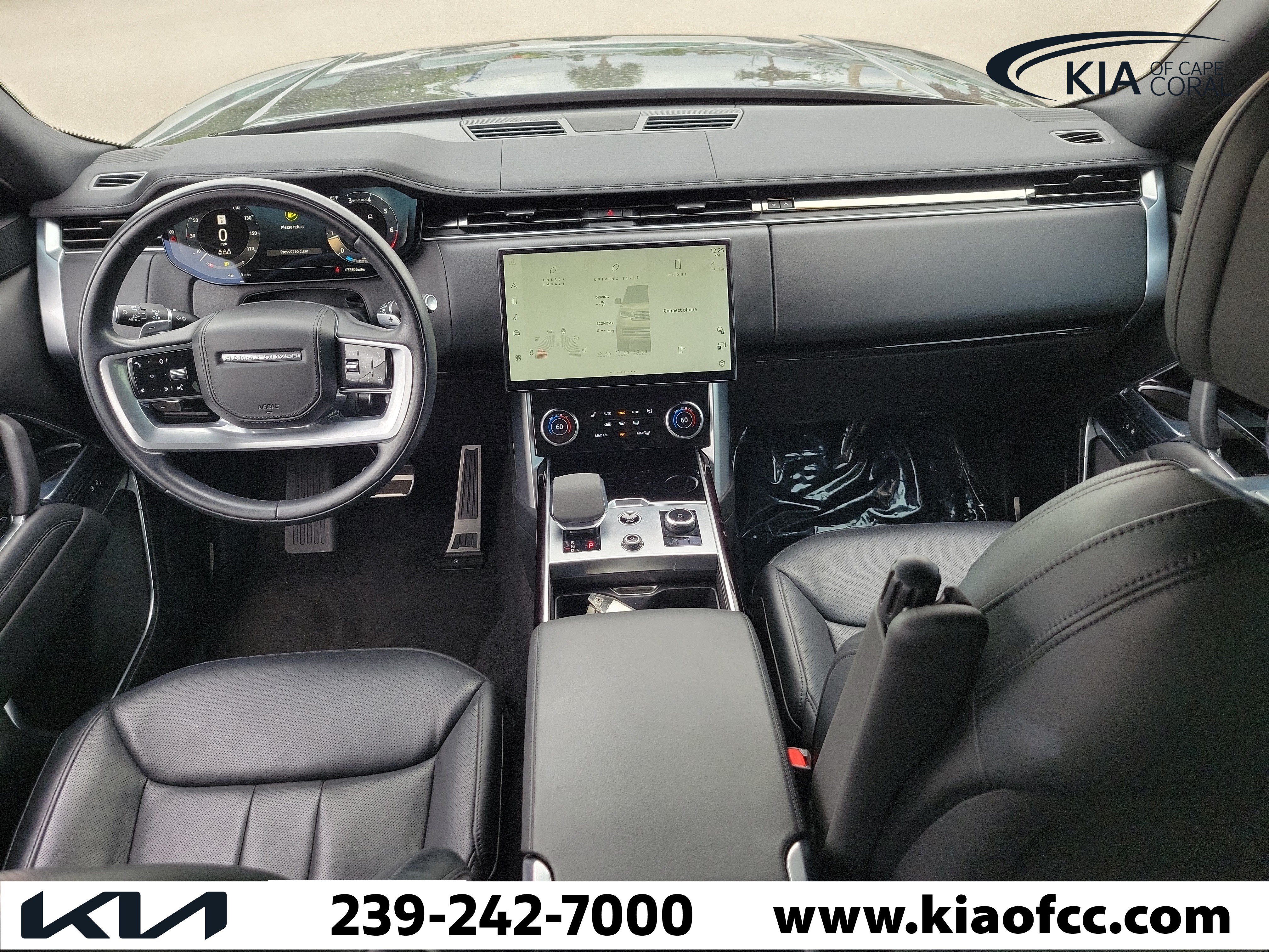 Used 2023 Land Rover Range Rover SE AWD/4WD image 17