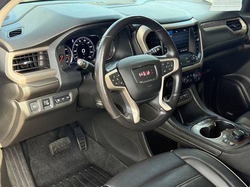 Used 2022 GMC Acadia Denali FWD image 12