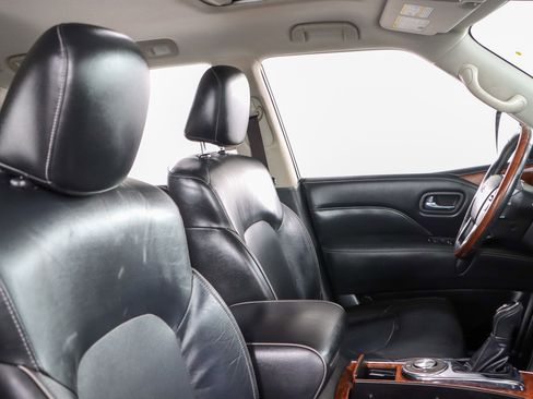 Used 2019 INFINITI QX80 Luxe w/ All-Season Package image 29