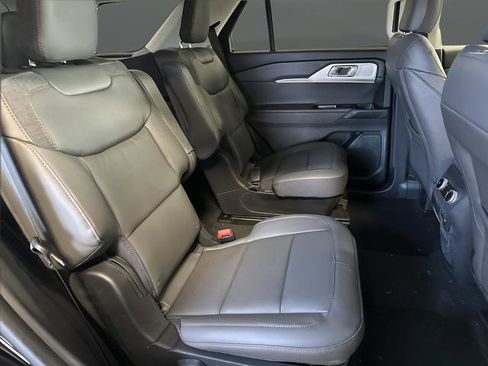 New 2026 Ford Explorer Active w/ Active Comfort Package image 30