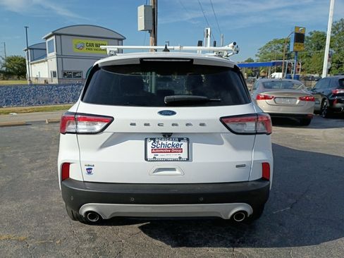 Used 2020 Ford Escape SE Sport FWD image 2
