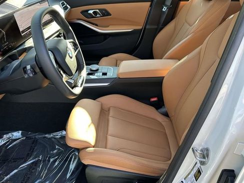 Certified 2025 BMW 330i xDrive Sedan w/ Convenience Package image 27