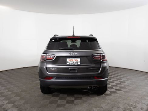 Used 2022 Jeep Compass Limited image 11