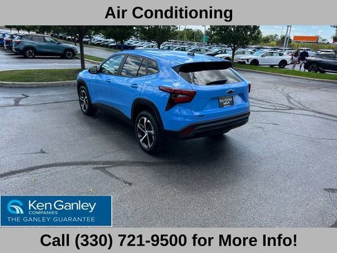 Used 2024 Chevrolet Trax RS w/ Driver Confidence Package FWD image 14