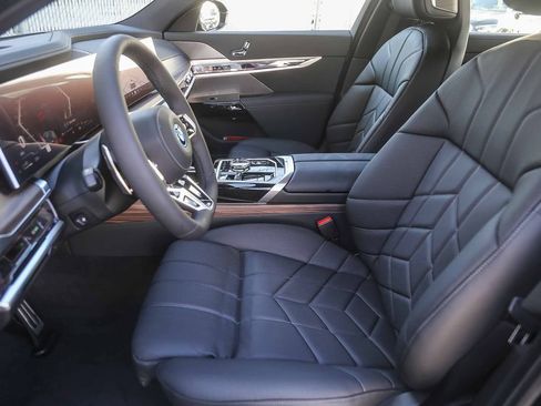 Used 2026 BMW 750e xDrive AWD/4WD image 14