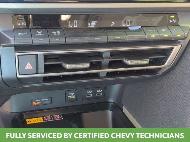 Used 2025 Toyota Camry LE FWD image 33