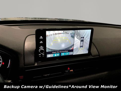 Used 2025 Honda Pilot TrailSport image 14