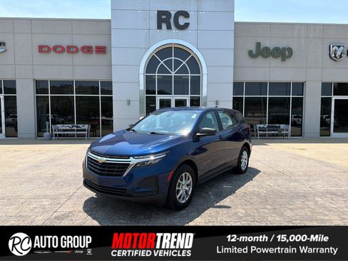 Used 2022 Chevrolet Equinox LS AWD/4WD image 1