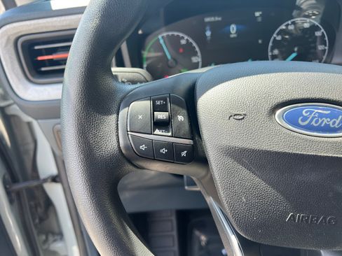 Used 2023 Ford Maverick XLT FWD image 15