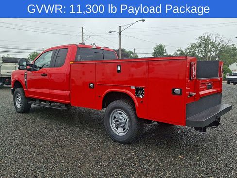 New 2025 Ford F350 XL w/ XL Chrome Package image 4