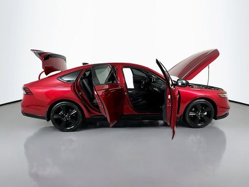 Used 2024 Honda Accord Sport image 29