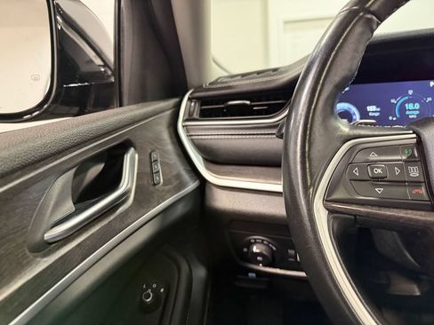 Used 2022 Jeep Grand Cherokee L Limited AWD/4WD image 77