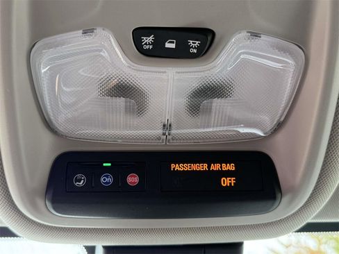 Used 2025 Buick Encore GX Sport Touring w/ Comfort Package image 10