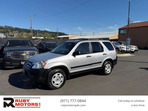 Used 2005 Honda CR-V LX image 1