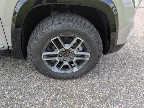 New 2026 GMC Terrain AT4 w/ Convenience Package III image 9