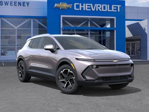 New 2026 Chevrolet Equinox EV LT image 7