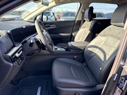 New 2026 Kia Sportage SX Prestige image 16