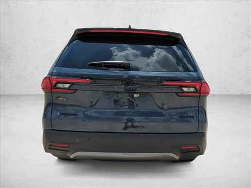 Certified 2025 Toyota Grand Highlander AWD Hybrid image 6