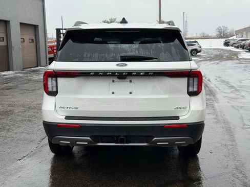 New 2026 Ford Explorer Active w/ Active Comfort Package image 5