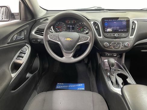 Used 2022 Chevrolet Malibu LS w/ Driver Confidence Package II image 28
