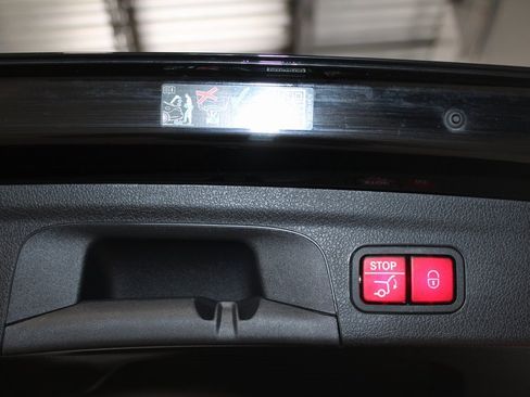 Used 2023 Mercedes-Benz GLE 450 4MATIC image 52