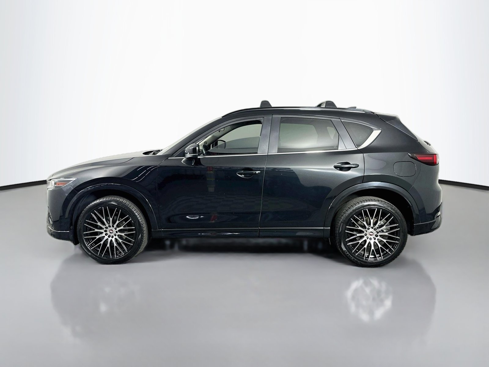 Used 2024 MAZDA CX-5 AWD 2.5 S w/ Select Package image 4