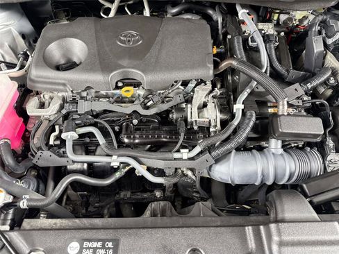 Certified 2021 Toyota Sienna Platinum image 46