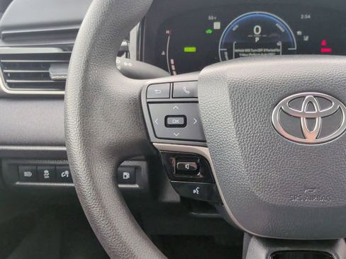 Certified 2025 Toyota Camry LE image 13