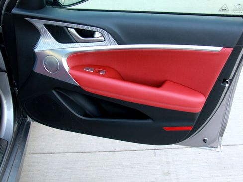 Used 2023 Genesis G70 2.0T w/ Sport Prestige Package image 26