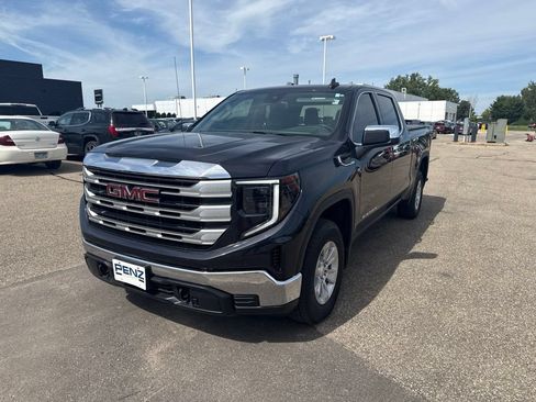 Used 2023 GMC Sierra 1500 SLE AWD/4WD image 1