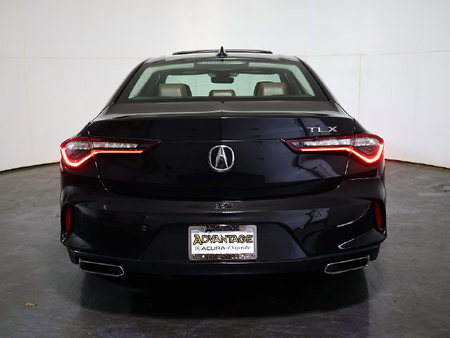 Used 2023 Acura TLX w/ Technology Package FWD image 10