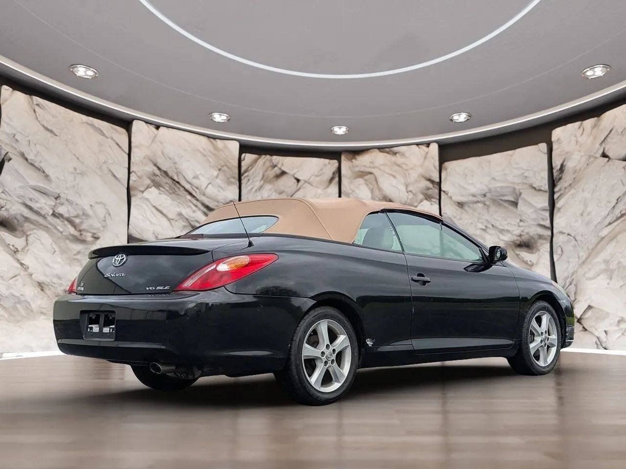Used 2006 Toyota Solara SE FWD image 12