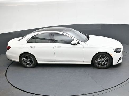Used 2023 Mercedes-Benz E 350 4MATIC Sedan image 25
