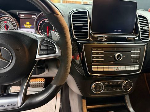 Used 2019 Mercedes-Benz GLE 63 AMG S image 27