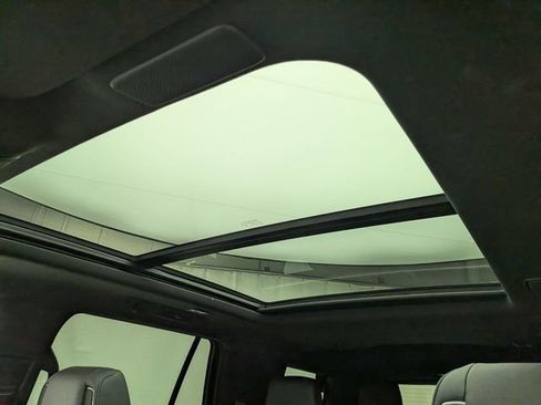 Certified 2024 Cadillac Escalade Sport w/ LPO, ONYX Package AWD/4WD image 18