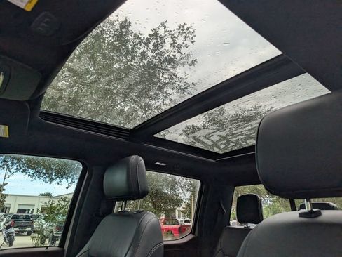 Used 2022 Ford F150 Lariat AWD/4WD image 25