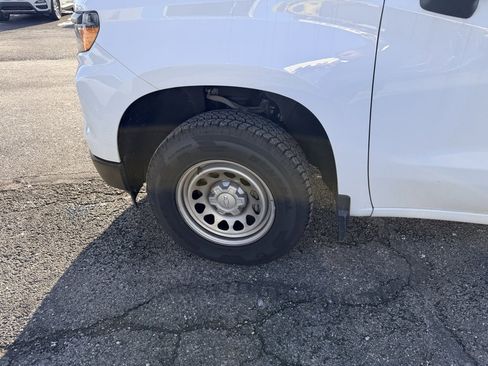 Used 2022 Chevrolet Silverado 1500 W/T w/ WT Value Package image 11