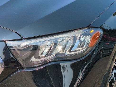 Used 2025 Mercedes-Benz E 450 4MATIC Sedan image 6