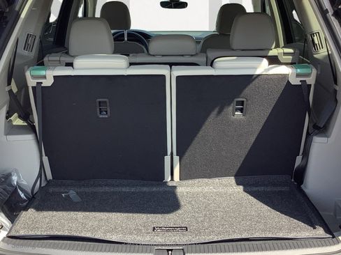 New 2026 Volkswagen Atlas SE image 14