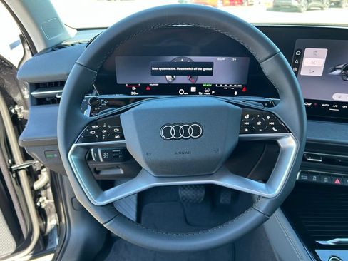 New 2026 Audi Q3 quattro 2.0T AWD/4WD image 24