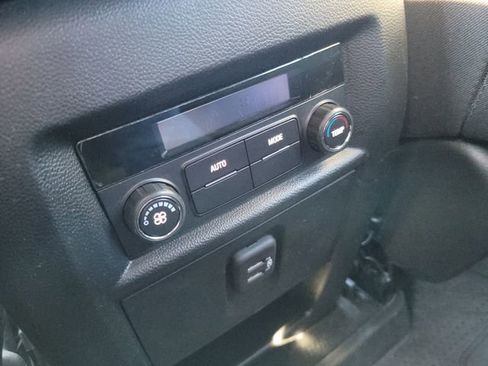 Certified 2023 Chevrolet Traverse LT image 10