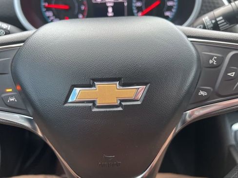 Used 2023 Chevrolet Malibu LT image 36