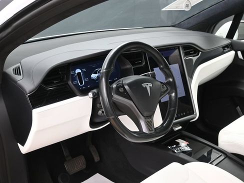 Used 2019 Tesla Model X 100D AWD/4WD image 11