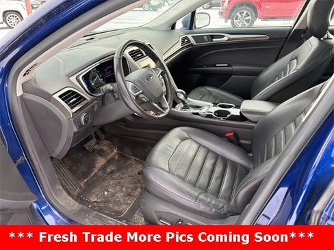 Used 2013 Ford Fusion SE image 2