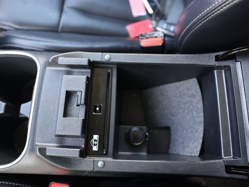 Used 2025 Subaru Outback Touring AWD/4WD image 49