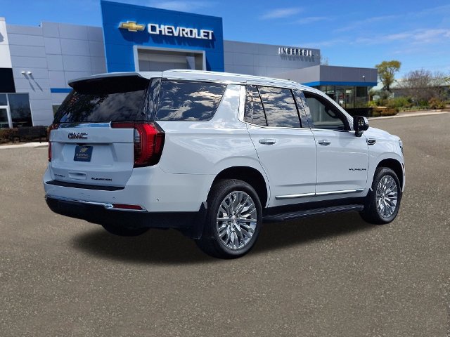 Used 2025 GMC Yukon Elevation w/ LPO, Elevation Black Package AWD/4WD image 26