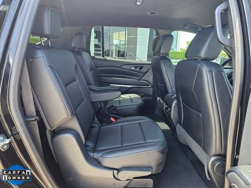 Used 2026 Chevrolet Traverse LT AWD/4WD image 33